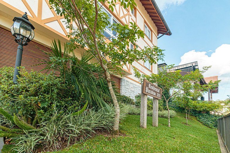 Extraordinary apartment in the center of Gramado.