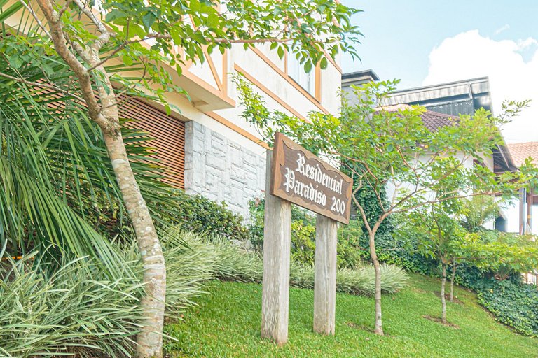 Extraordinary apartment in the center of Gramado.