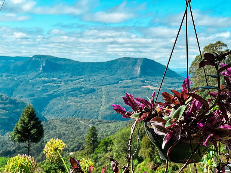 Chalé Rústico Com Vista Espetacular