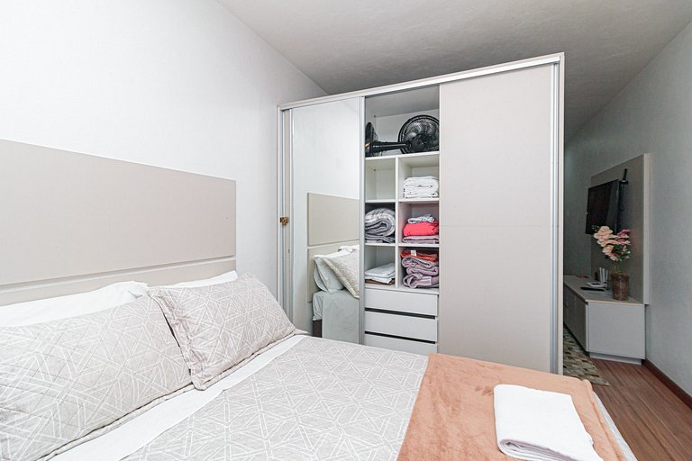 Loft no Coração de Canela — Acomoda até 4 pessoas