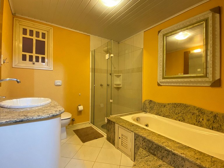 Espaçoso duplex 4 dorm para 10 pessoas no centro