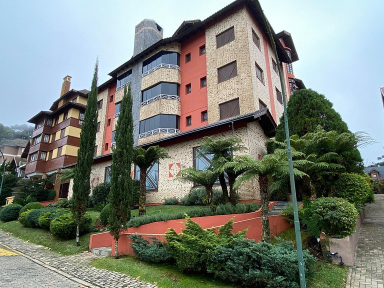 Espaçoso duplex 4 dorm para 10 pessoas no centro