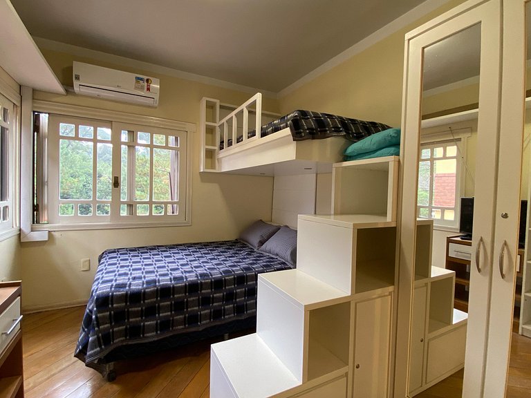 Espaçoso duplex 4 dorm para 10 pessoas no centro