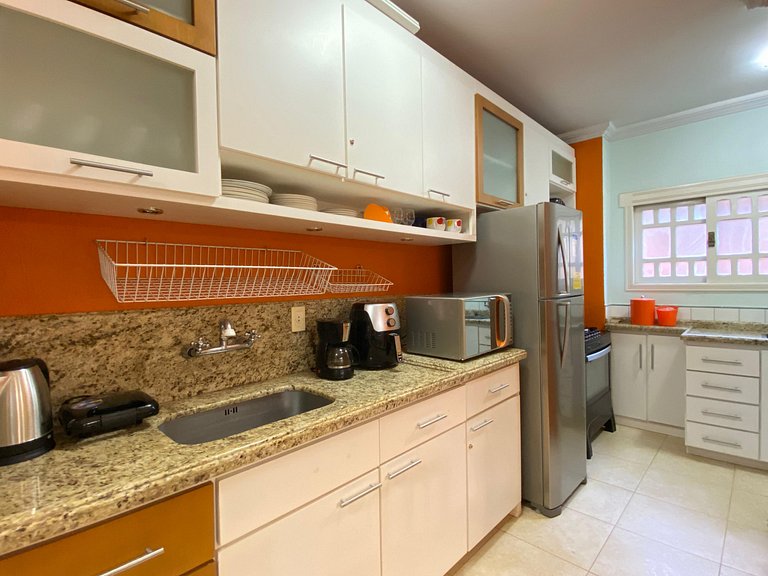 Espaçoso duplex 4 dorm para 10 pessoas no centro
