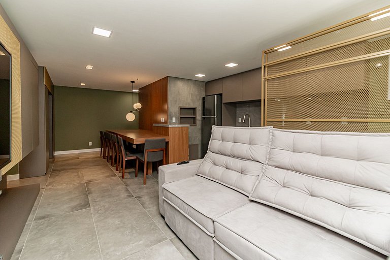 Apto Novo e Completo 2 Suítes no Bairro Bavária