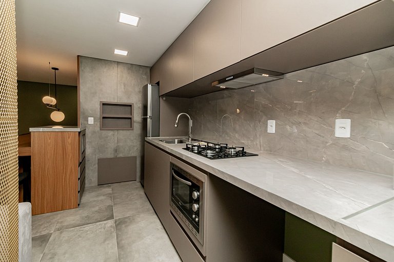 Apto Novo e Completo 2 Suítes no Bairro Bavária