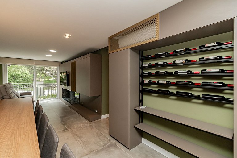 Apto Novo e Completo 2 Suítes no Bairro Bavária