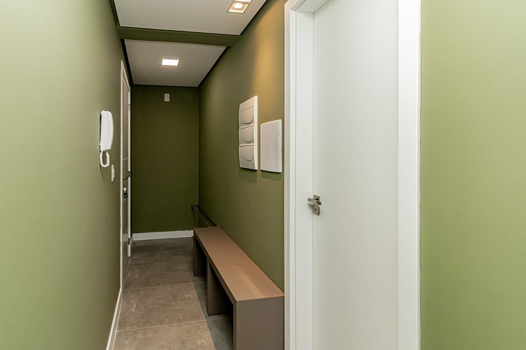 Apto Novo e Completo 2 Suítes no Bairro Bavária