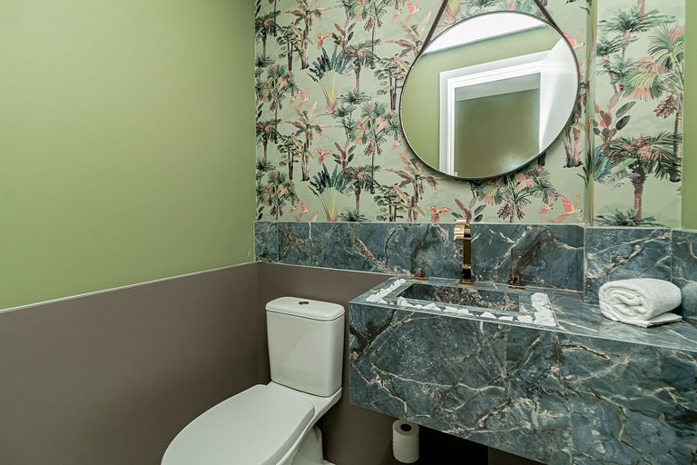 Apto Novo e Completo 2 Suítes no Bairro Bavária