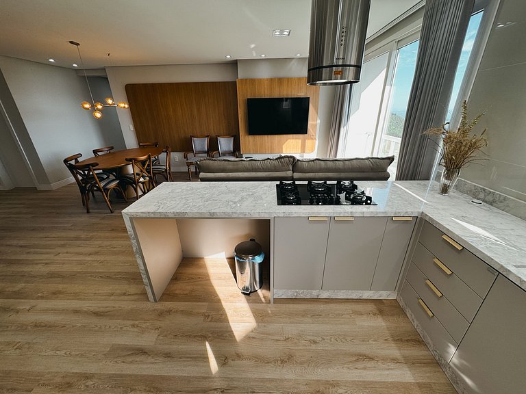 Apto 3 Suítes com Vista Espetacular para o Vale