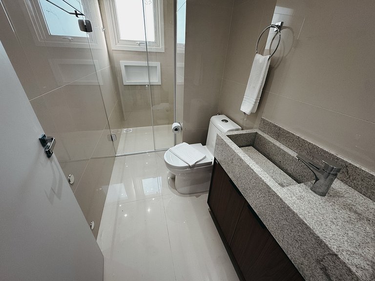 Apto 3 Suítes com Vista Espetacular para o Vale