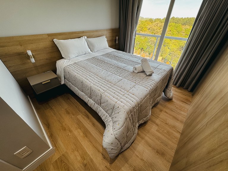 Apto 3 Suítes com Vista Espetacular para o Vale