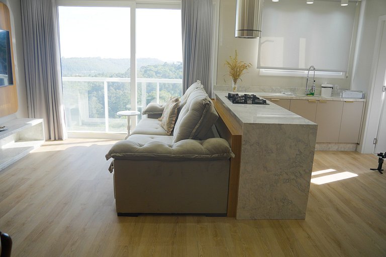 Apto 3 Suítes com Vista Espetacular para o Vale