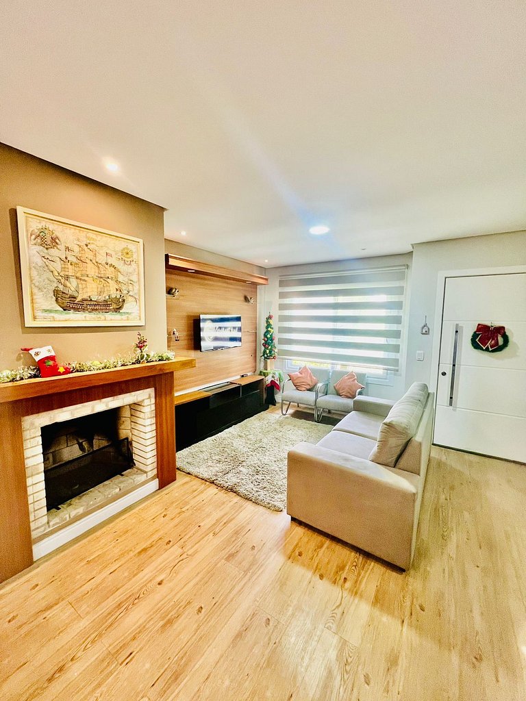 Casa Exclusiva Com 3 Suítes Em Condomínio Luxo