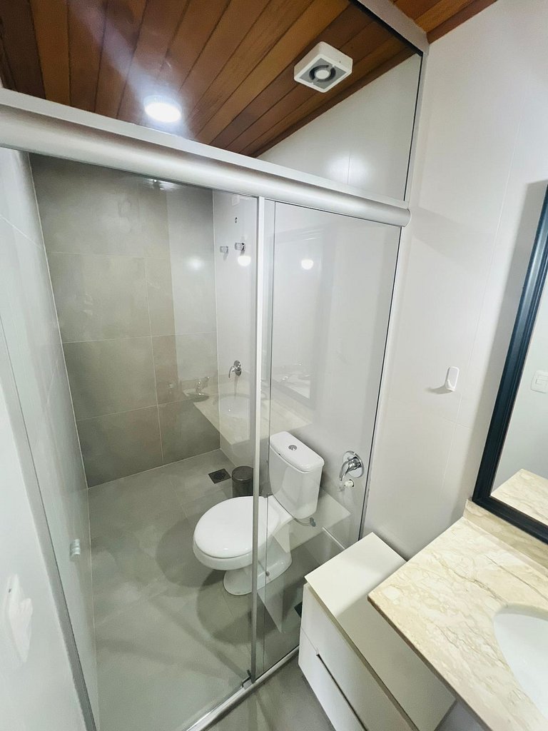 Casa Exclusiva Com 3 Suítes Em Condomínio Luxo