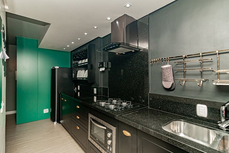 Vista Incrível para o Lago em Condomínio de Luxo!